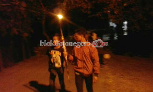 Puluhan Siswa-Siswi SMPN 1 Keliling Kumandangkan Takbir